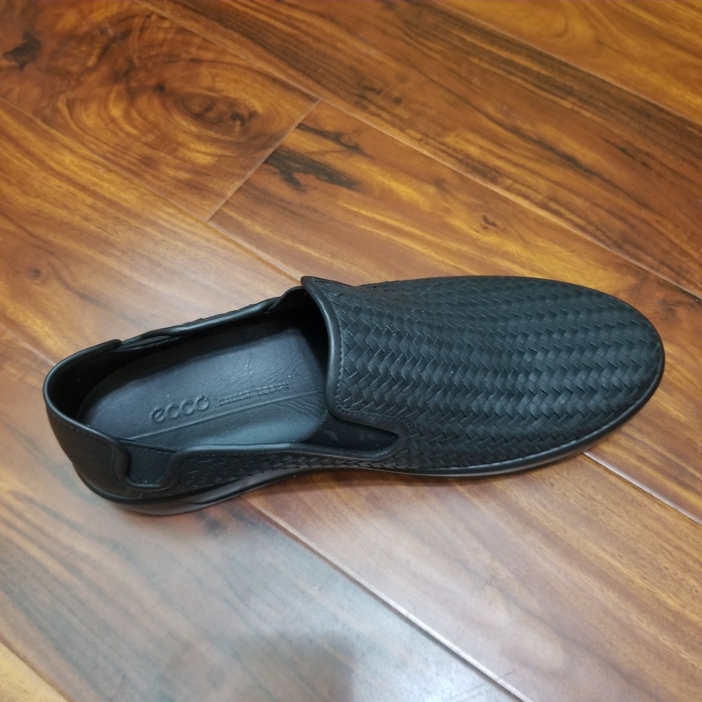 ECCO DANISH DESIGN Men’s SZ 11-45 Black Perforated Nubuck Leather Loafer Shoe